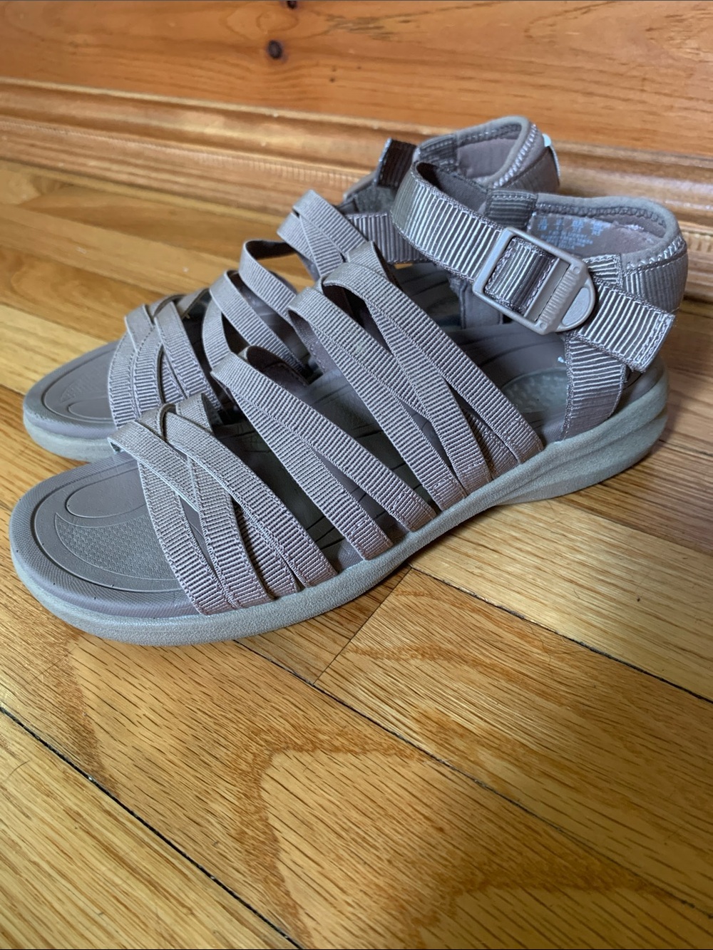 Dr. Scholl’s Strappy Sandals in Taupe